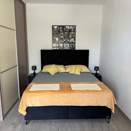 Oki Apartment غراداك المظهر الخارجي الصورة